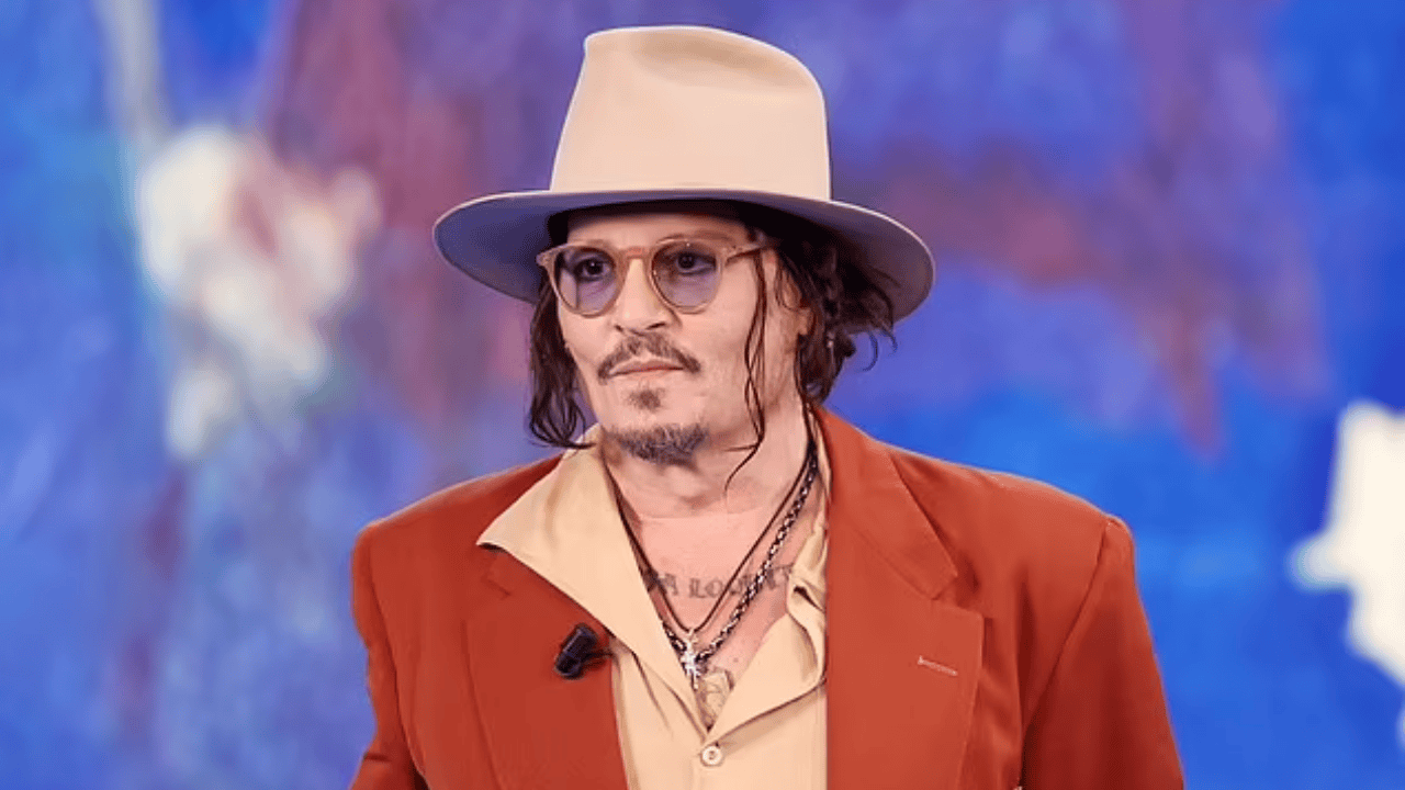 Johnny Depp’in Yeni Filmi “Day Drinker”da Başrolü Kimlerle Paylaşacağı Belli Oldu