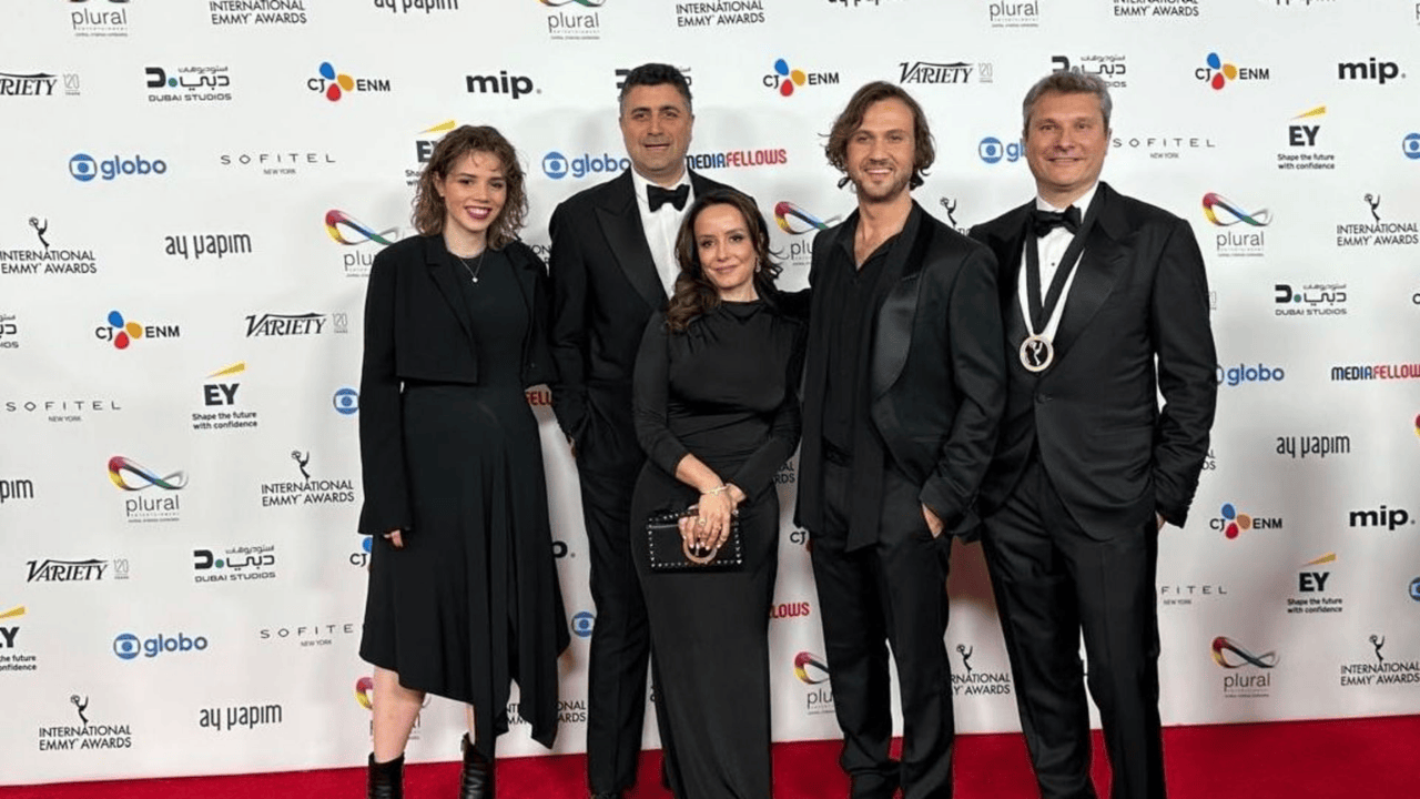 “Deha”, Uluslararası Emmy Ödülleri’nde Telenovela Ödülü’nün Sahibi Oldu