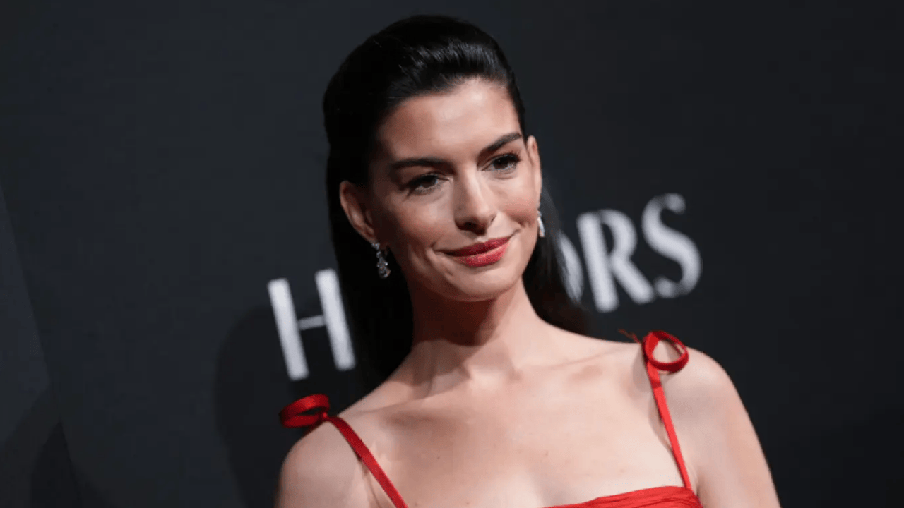 Anne Hathaway, Paramount+’ın Yeni Suç Dizisi “Fear Not”ta Başrolde